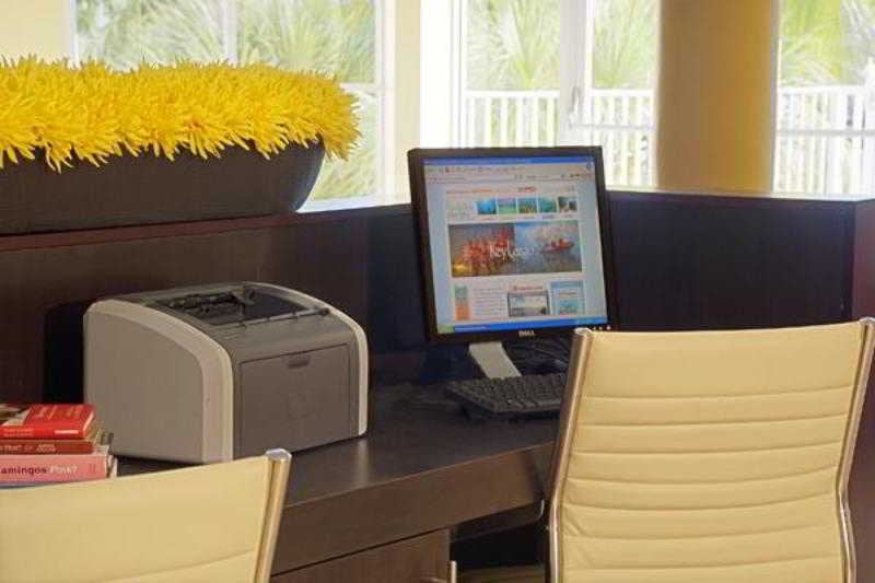 Resort Courtyard Key Largo  | Key Largo | Florida | United States 3