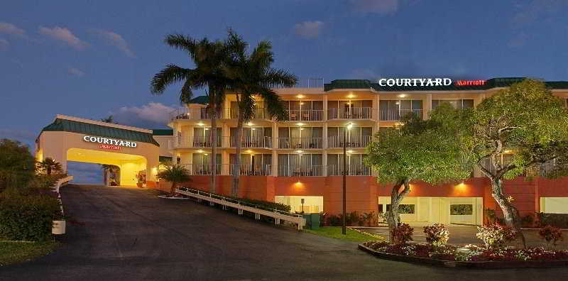 Resort Courtyard Key Largo  | Key Largo | Florida | United States 5