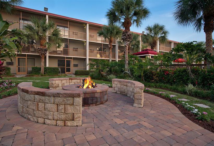 Hotel Red Roof Inn & Suites Naples Naples