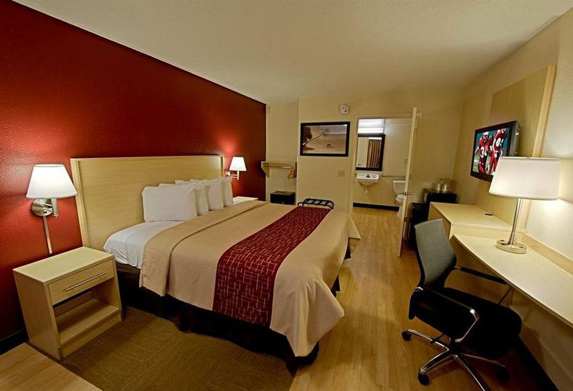 Hotel Red Roof Inn & Suites Naples  | Naples | Florida | United States 12