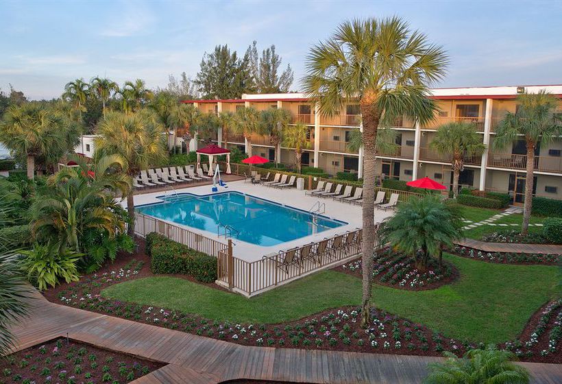 Hotel Red Roof Inn & Suites Naples  | Naples | Florida | United States 2