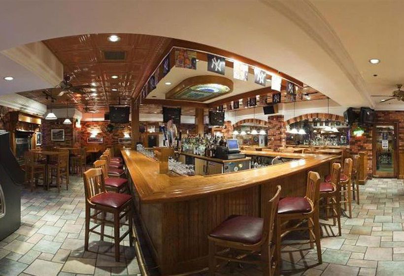 Clarion Hotel & Conference Center 