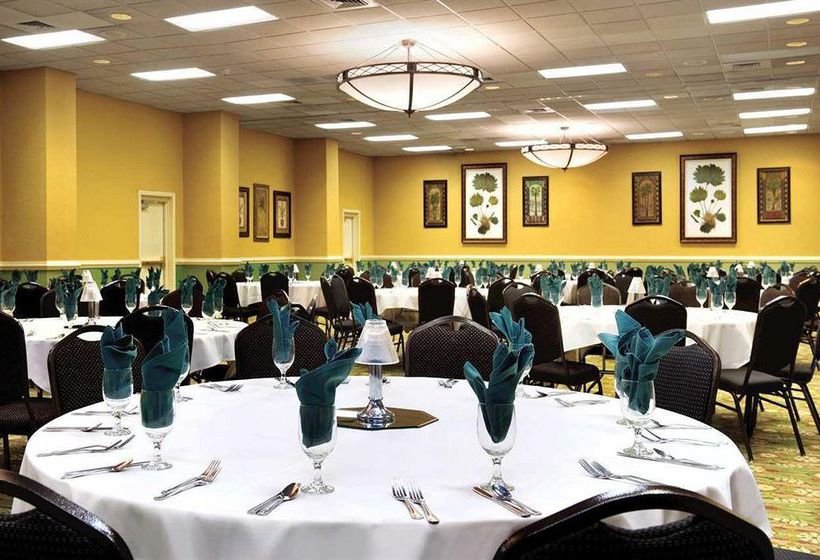 Hotel Embassy Suites Jacksonville - Baymeadows  | Jacksonville | Florida | United States 2