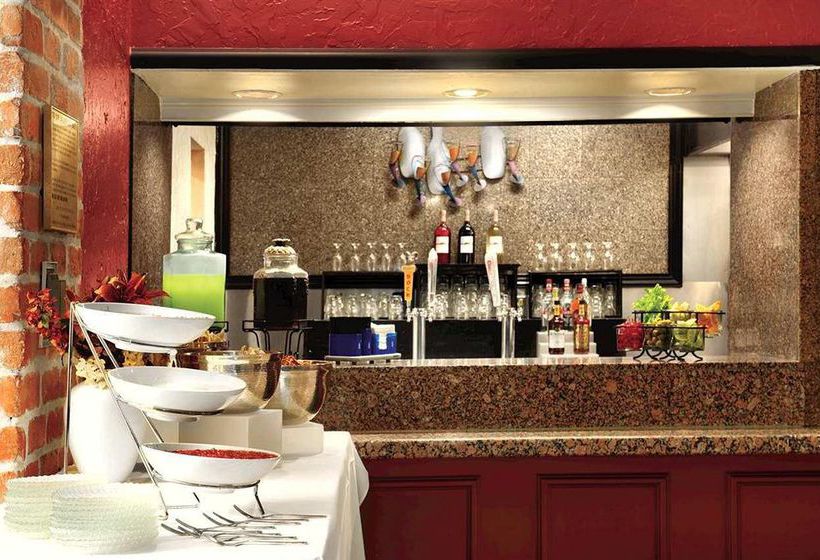 Hotel Embassy Suites Jacksonville - Baymeadows  | Jacksonville | Florida | United States 4