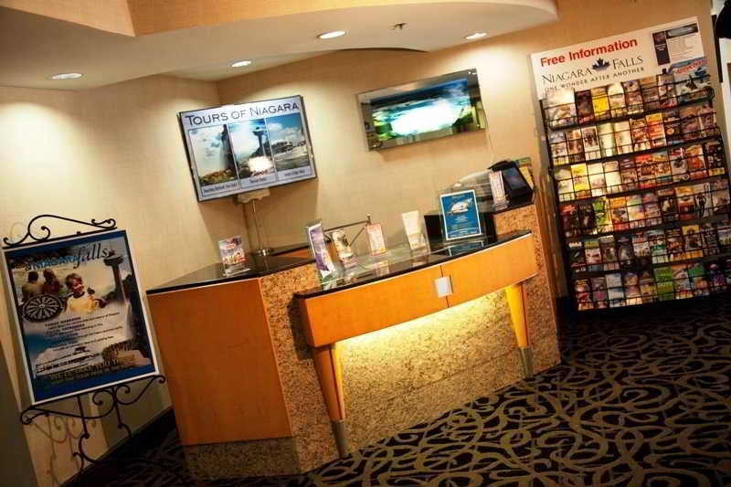 Hotel Howard Johnson Closest to the Falls & Casino  | Niagara Falls | Nueva York | United States 3