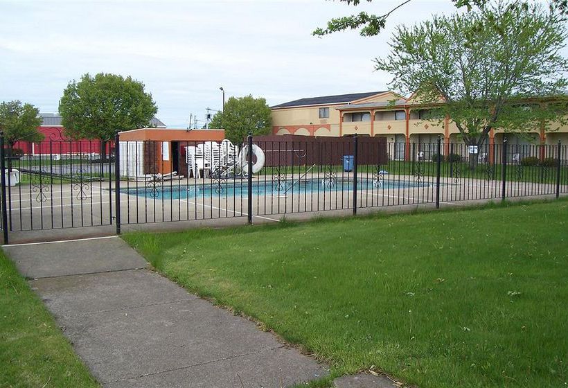 Hotel Americas Best Value Inn Niagara Falls  | Niagara Falls | Nueva York | United States 12