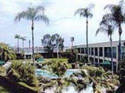 Hotel Howard Johnson Express Inn 