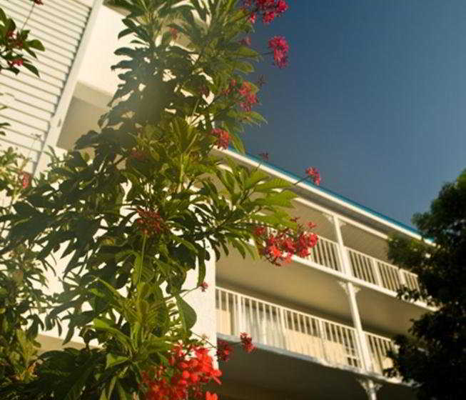 Resort Ocean Point Suites 