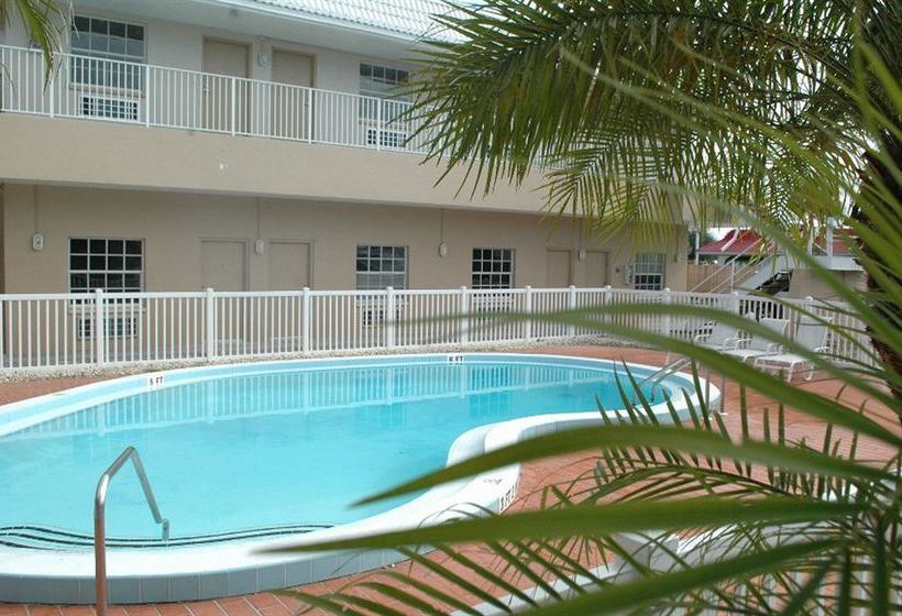 Hotel The Venice Palm Inn Venice Florida