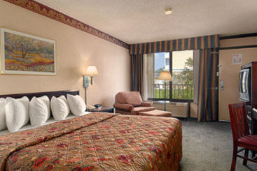 Hotel Days Inn Tallahassee I-10 & US 27 North  | Tallahassee | Florida | United States 3