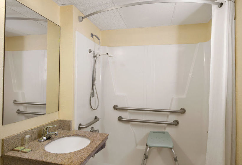 Hotel Super 8 Bradenton Sarasota Area  | Bradenton | Florida | United States 1