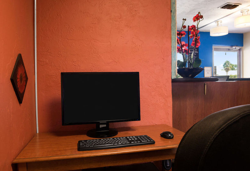 Hotel Super 8 Bradenton Sarasota Area  | Bradenton | Florida | United States 13