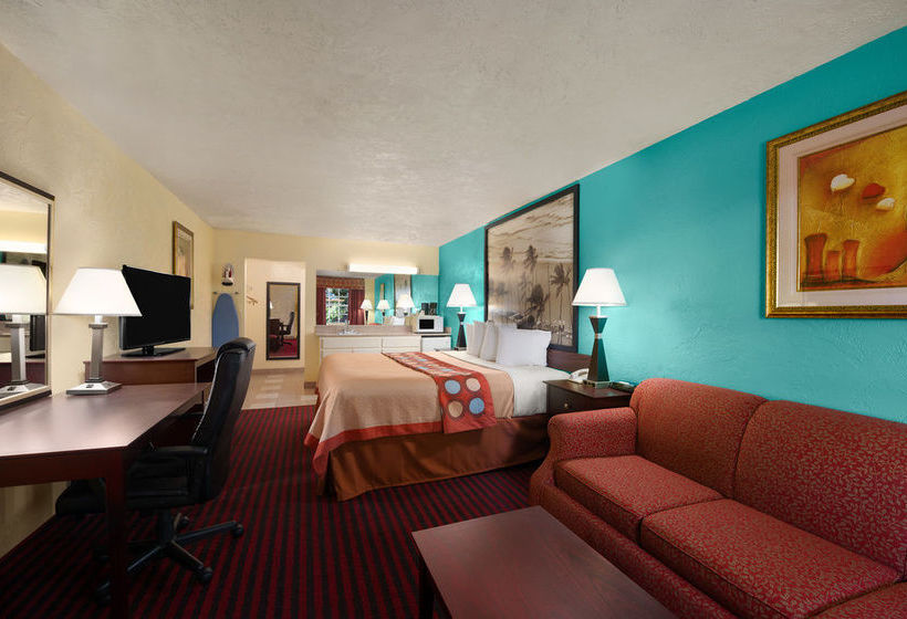 Hotel Super 8 Bradenton Sarasota Area  | Bradenton | Florida | United States 7