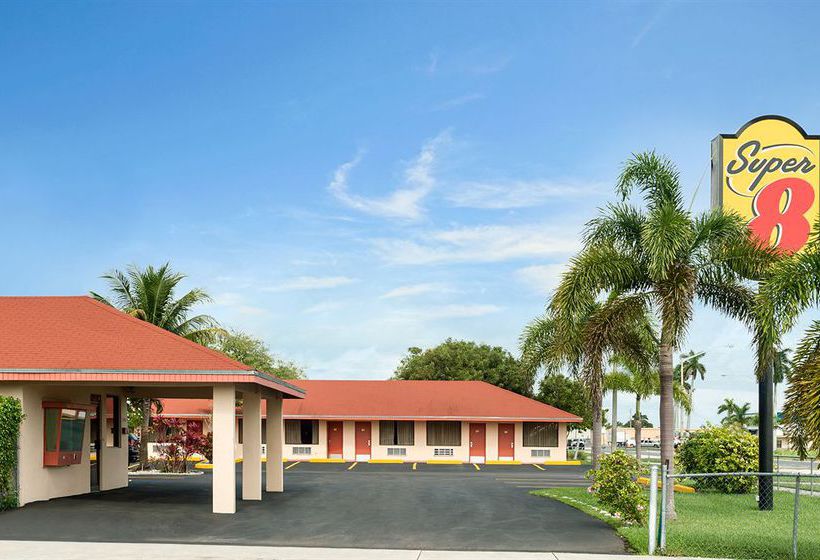 Super 8 Motel Florida City Homestead  | Florida City | Florida | United States 3