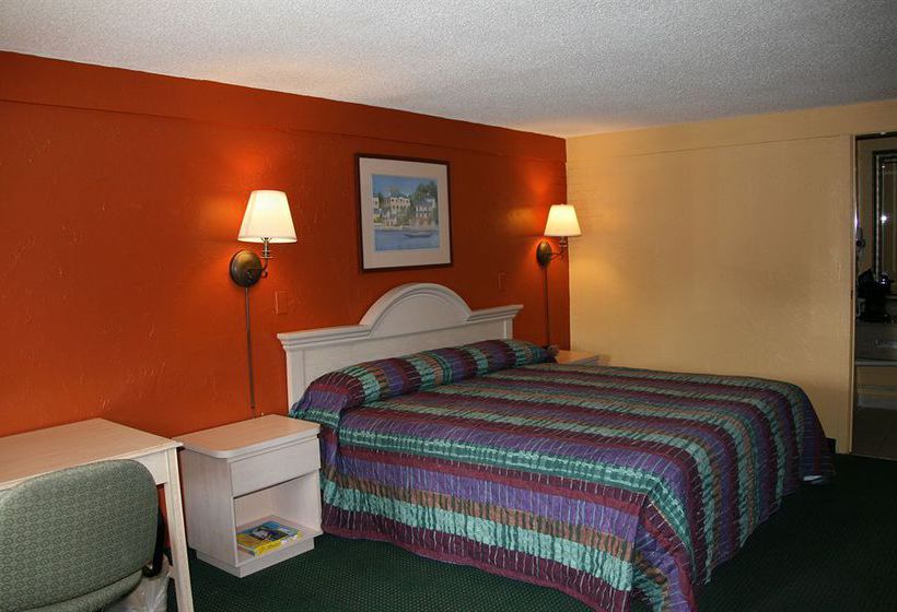 Motel Super 8 Lantana West Palm Beach  | Lantana | Florida | United States 1
