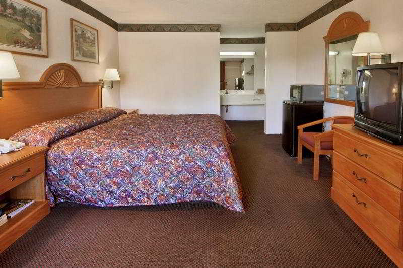 Super 8 Motel Central  | Jacksonville | Florida | United States 1