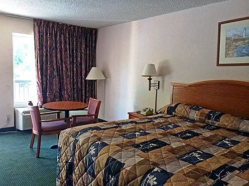 Super 8 Motel - Speedway  | Daytona Beach | Florida | United States 9