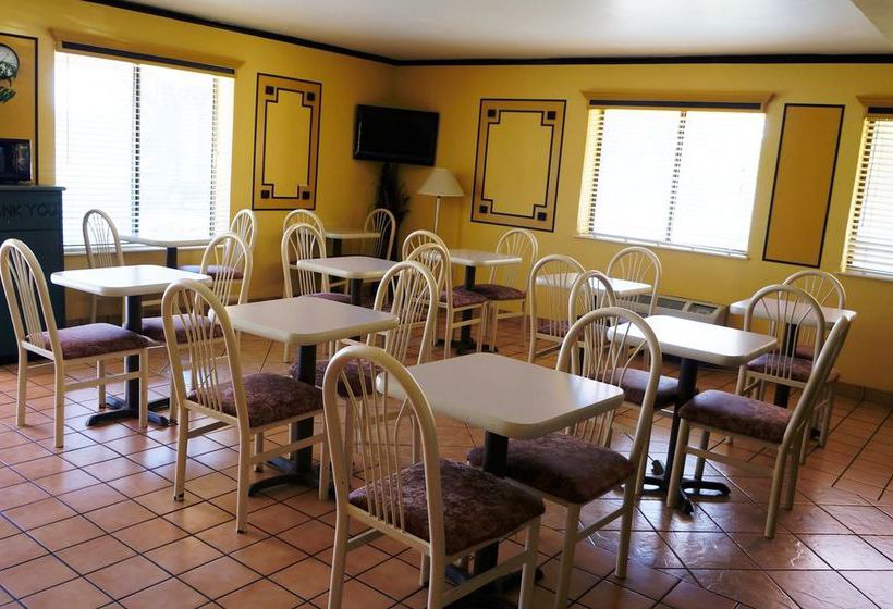 Hotel Super 8 Naples  | Naples | Florida | United States 14