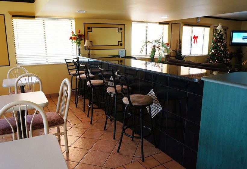 Hotel Super 8 Naples  | Naples | Florida | United States 15