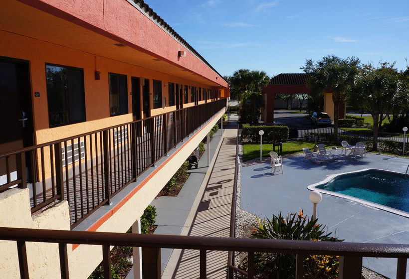 Hotel Super 8 Naples  | Naples | Florida | United States 5