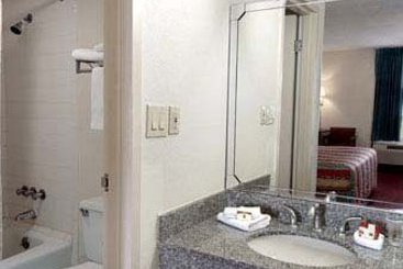 Hotel Super 8 Ocala  | Ocala | Florida | United States 10