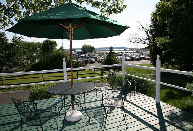 Hotel Three Village Inn 