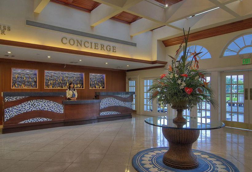 Tradewinds Island Grand Resort 