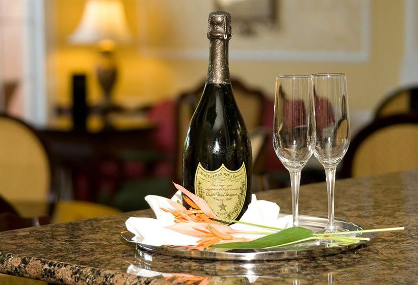 Hotel Trianon Old Naples  | Naples | Florida | United States 12