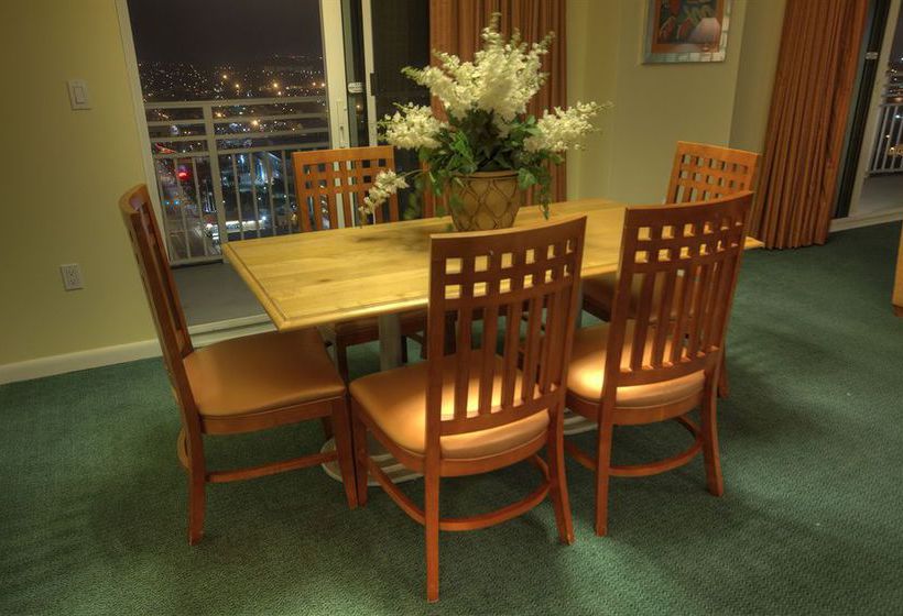 Wyndham Ocean Walk Resort  | Daytona Beach | Florida | United States 17