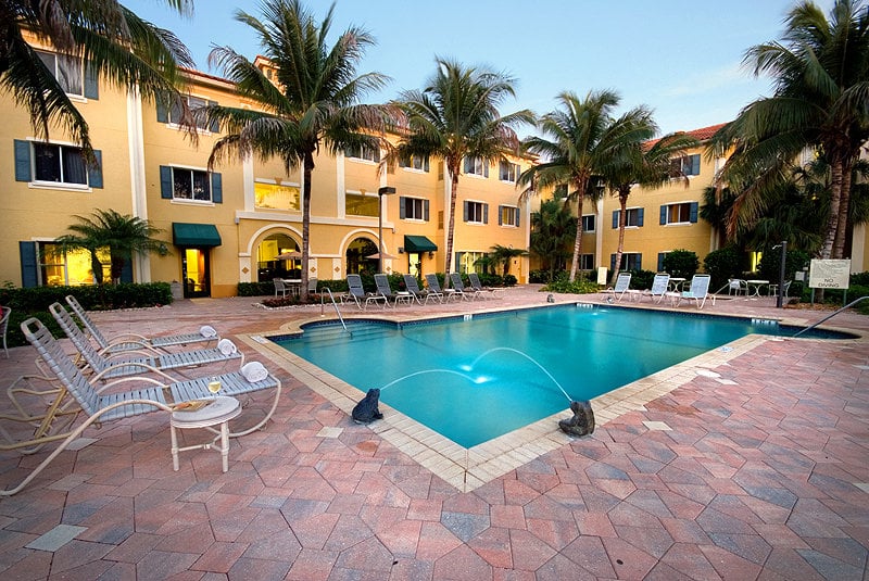 Hotel Hawthorn Suites by Wyndham Naples  | Naples | Florida | United States 8