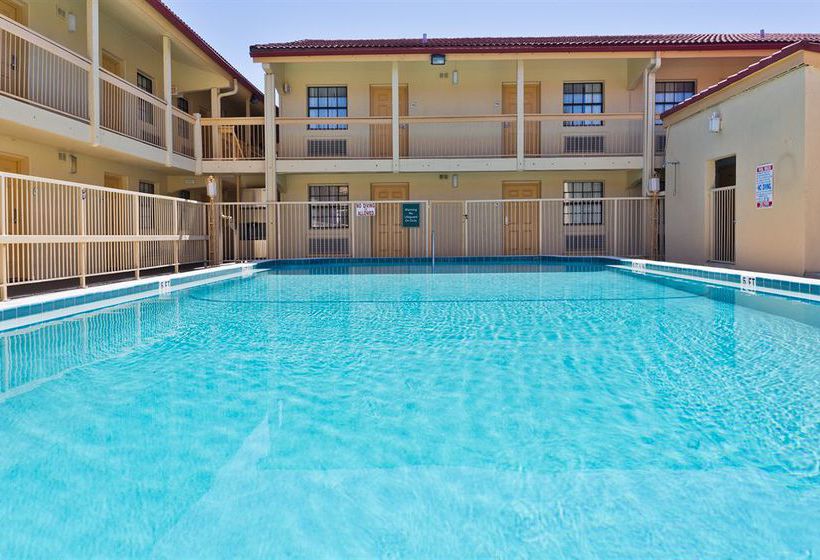 Hotel La Quinta Inn Jacksonville Orange Park  | Jacksonville | Florida | United States 4