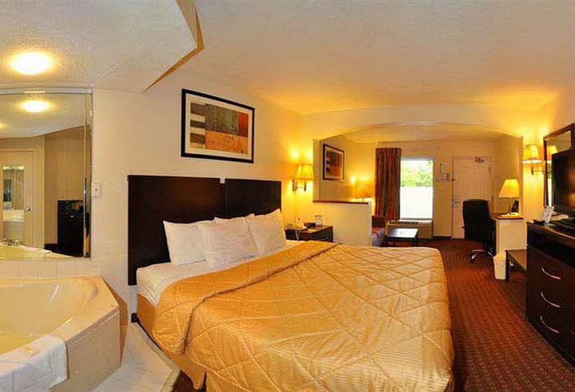 Hotel Quality Inn & Suites Panama City  | Panama City | Florida | United States 10