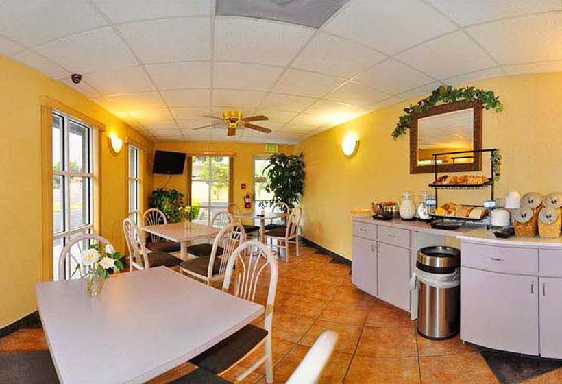 Hotel Quality Inn & Suites Panama City  | Panama City | Florida | United States 12