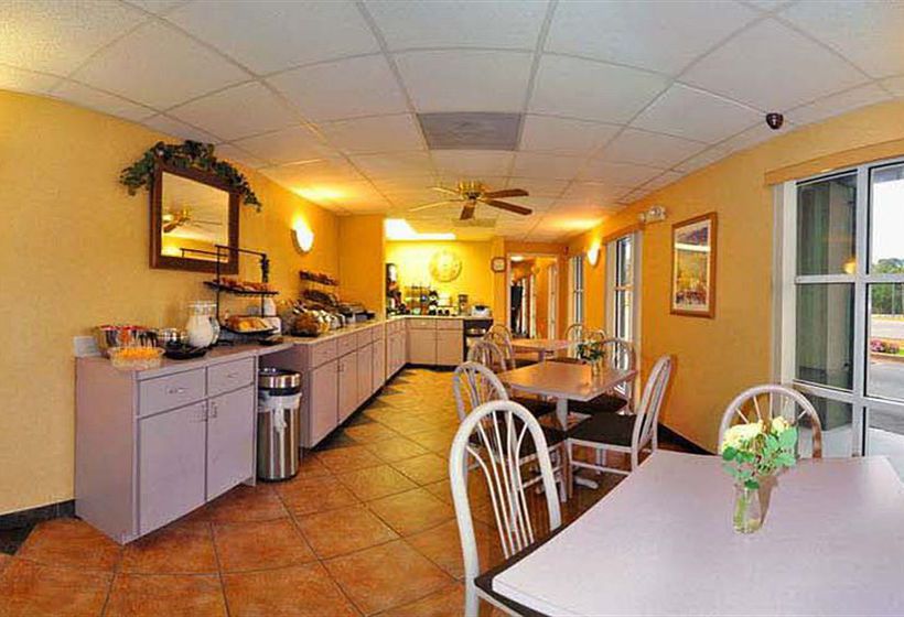 Hotel Quality Inn & Suites Panama City  | Panama City | Florida | United States 4