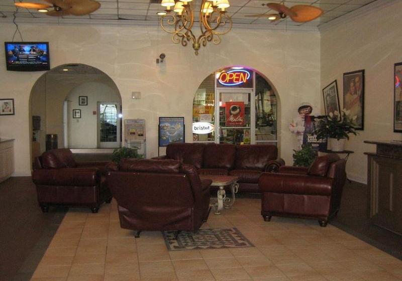 Monumental Movieland Hotel  | Orlando | Florida | United States 4