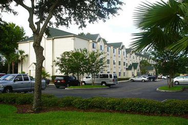 Microtel Inn & Suites Jacksonville Butler Blvd  | Jacksonville | Florida | United States 5