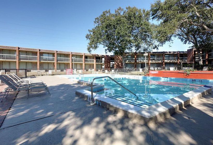 Hotel Americas Best Value Inn & Suites Pensacola Pensacola