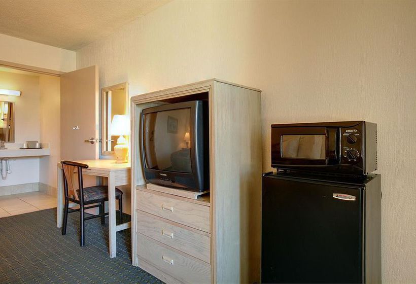 Hotel Americas Best Value Inn & Suites Pensacola  | Pensacola | Florida | United States 1