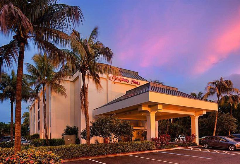 Hotel Hampton Inn Naples-Central  | Naples | Florida | United States 10