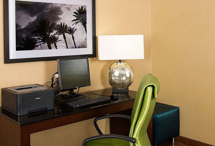 Hotel Hampton Inn Naples-Central  | Naples | Florida | United States 17