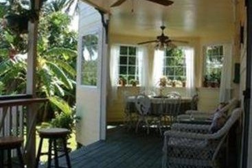 Hotel Pennys Place Inn Paradise  | Lahaina | Hawaii | United States 2