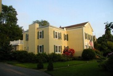 A Butler's Manor Bed & Breakfast 