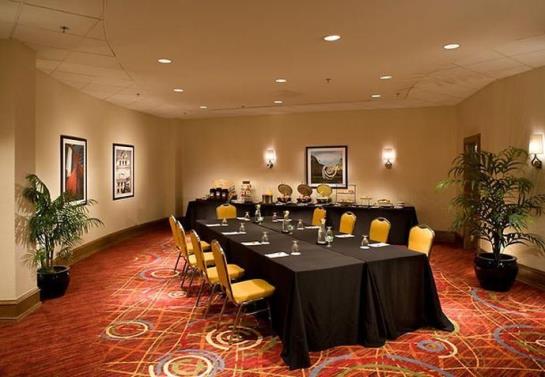 Hotel Chicago Marriott at Medical District UIC  | Chicago | Illinois | United States 14
