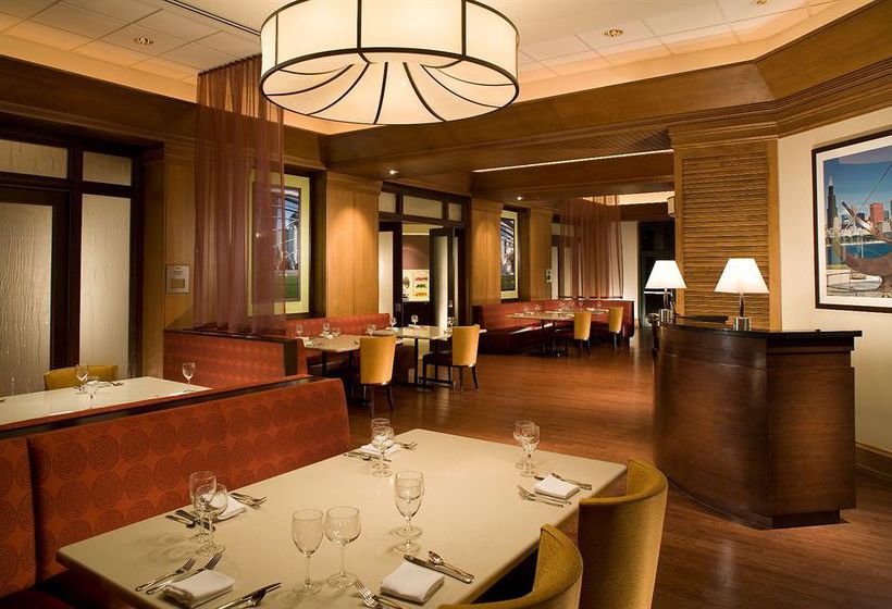 Hotel Chicago Marriott at Medical District UIC  | Chicago | Illinois | United States 5