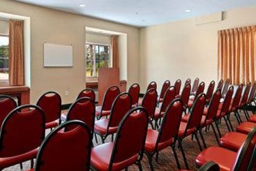 Microtel Inn & Suites Bushnell  | Ocala | Florida | Estados Unidos 12