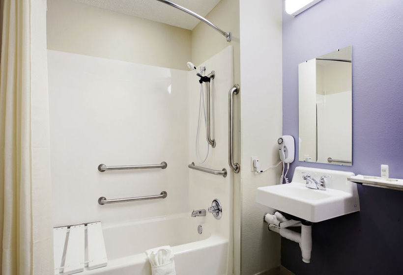 Microtel Inn & Suites Plattsburgh 