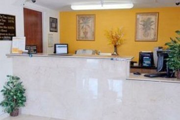 Hotel Super 8 Fort Lauderdale Airport  | Dania | Florida | United States 1