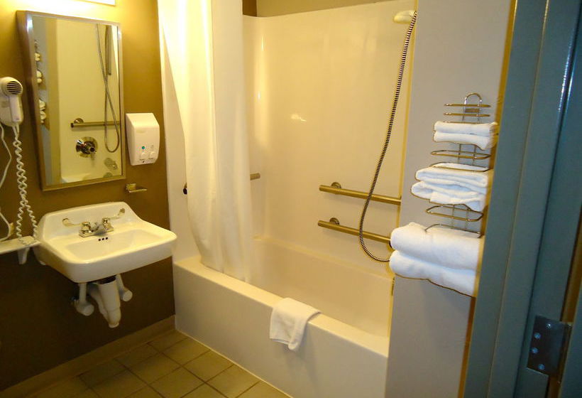 Super 8 Motel - Niagara Falls Buffalo Area Niagara Falls