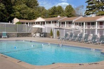 Hotel Super 8 Lake George Downtown  | Lake George | Nueva York | United States 6