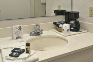 Hotel Travelodge Suites Macclenny  | Macclenny | Florida | United States 4